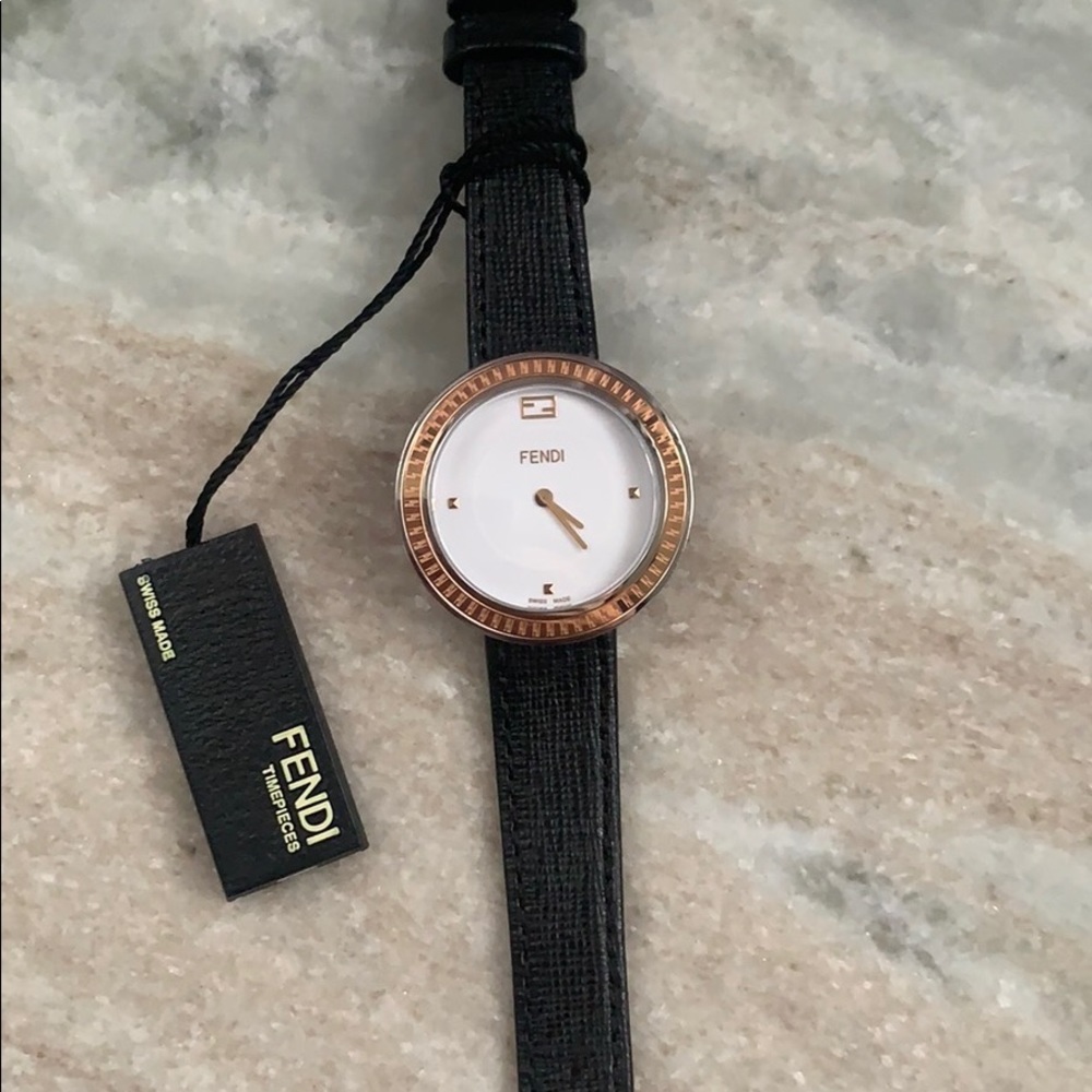 FENDI Women Watch